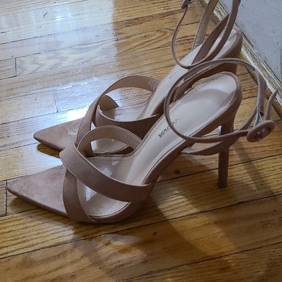 Shoes - Picture 2 of 5